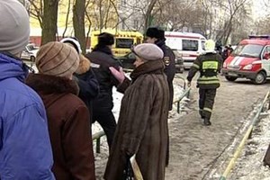 Полиция освободила более 20 заложников в московской школе - ảnh 1