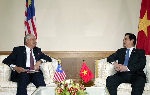 Дальнейшее углубление отношений дружбы и всестороннего сотрудничества между Вьетнамом и Малайзией - ảnh 1