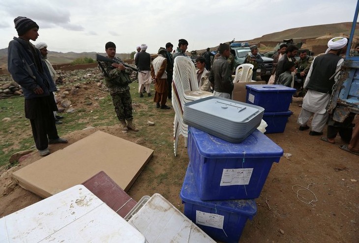 В Афганистане начались президентские и муниципальные выборы - ảnh 1