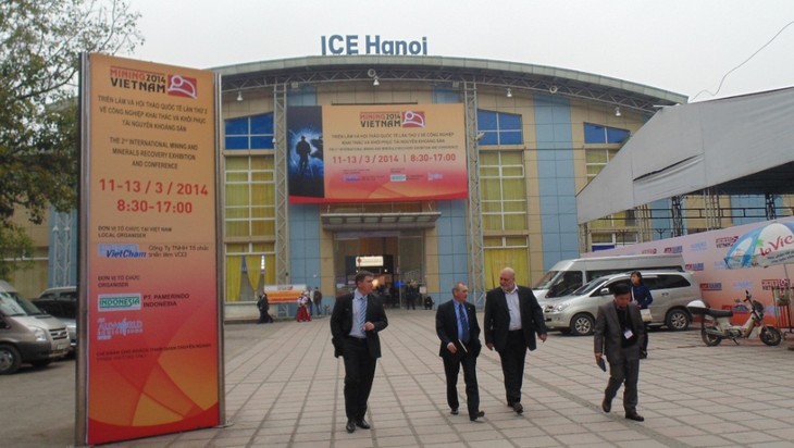 Бизнесмены России, Беларуси, Украины: Вьетнам–перспективный рынок для горнодобывающей промышленности - ảnh 1