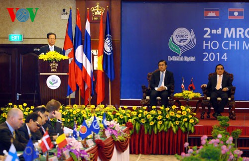 Деятельность вьетнамского премьера в рамках 2-го саммита Комиссии по реке Меконг - ảnh 1
