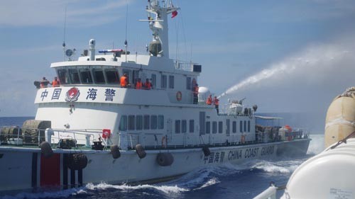 Китай должен вывезти все свои корабли и буровую платформу из акватории Вьетнама - ảnh 1