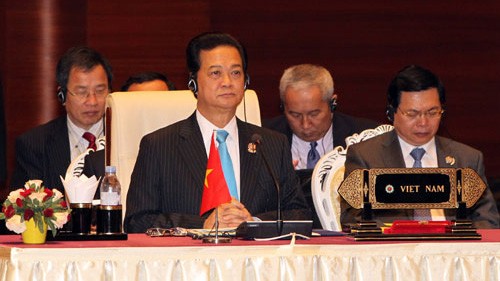 Премьер-министр Нгуен Тан Зунг: Вьетнам решительно защищает свои суверенитет и справедливые интересы - ảnh 1