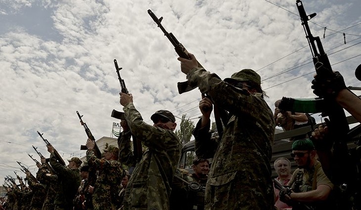 В самопровозглашенной Донецкой народной республике объявлено военное положение - ảnh 1