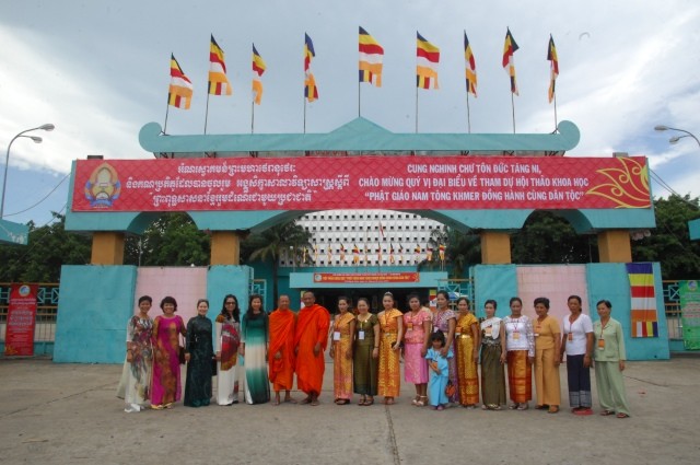 Научный семинар «Южная школа кхмерского буддизма плечом к плечу с народом» - ảnh 1