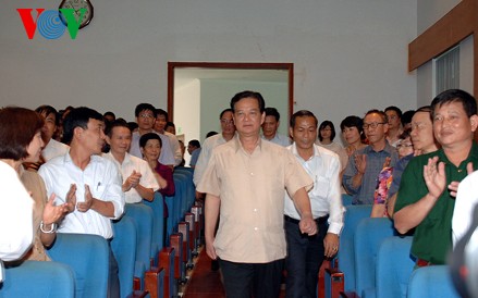 Премьер-министр Нгуен Тан Зунг: Вьетнам никогда не согласится и не смирится с угрозой - ảnh 2