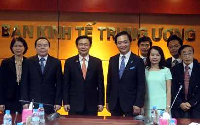Вьетнам и Япония активизируют сотрудничество в сферах экономики, торговли и инвестиций - ảnh 1