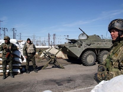 Лавров и Керри: необходимо прекратить огонь на юго-востоке Украины - ảnh 1