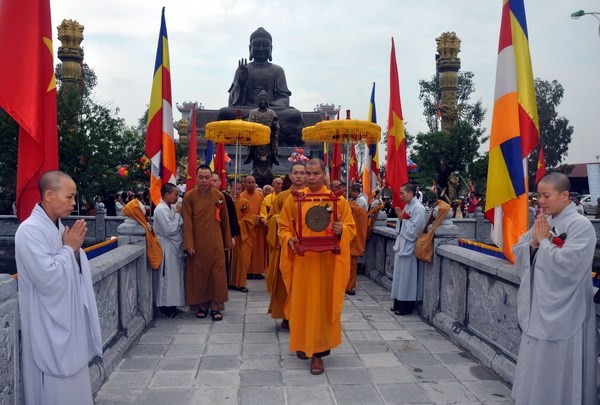 Завершилось строительство крупнейшей в ЮВА бронзовой статуи Будды - ảnh 2