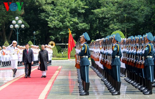 Президент Индии находится во Вьетнаме с государственным визитом - ảnh 1