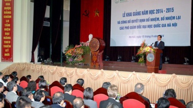 Премьер Вьетнама принял участие в церемонии начала нового учебного года в ХГУ - ảnh 1