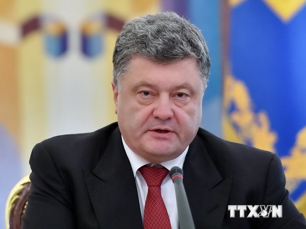 Соцопрос по парламентским выборам на Украине: лидирует блок Порошенко - ảnh 1