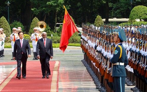 В Ханое состоялась официальная церемония встречи премьер-министра Вануату - ảnh 1