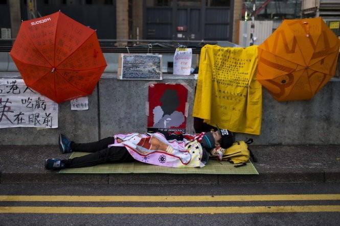 В Гонконге пройдут переговоры протестующих с властями - ảnh 1