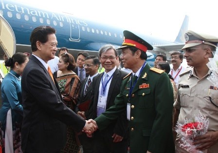 Премьер-министр СРВ Нгуен Тан Зунг отправился в Индию c официальным визитом - ảnh 1