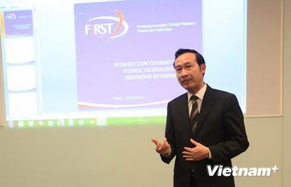 Презентация проекта «FIRST» в кругу вьетнамских интеллигентов в Великобритании - ảnh 1