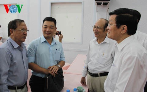 Президент СРВ Чыонг Тан Шанг встретился с избирателями 3-го и 4-го районов г.Хошимина - ảnh 1