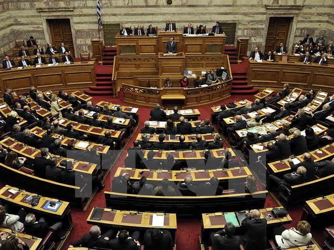 Парламент Греции утвердил проект госбюджета на 2015 год - ảnh 1