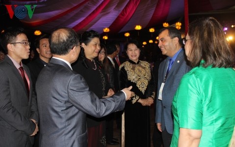 Спикер вьетнамского парламента устроил приём в честь членов Исполкома МПС - ảnh 2