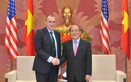 Спикер вьетнамского парламента принял делегацию Палаты представителей США - ảnh 1