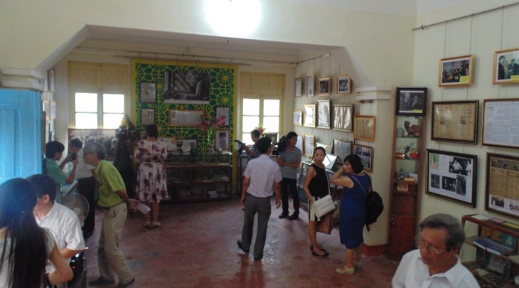 Посещение первого частного Дома-музея русской литературы во Вьетнаме - ảnh 4