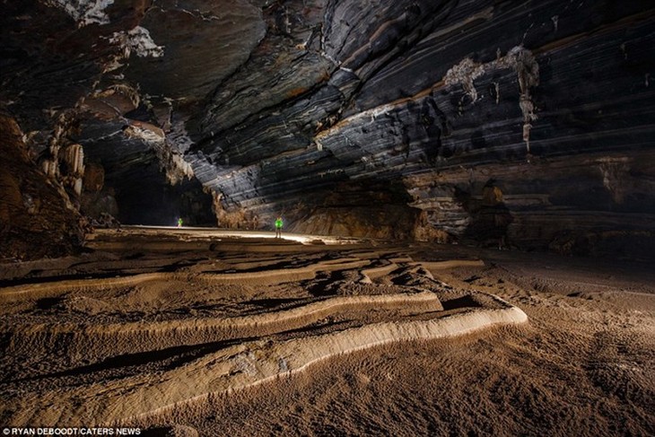 Красота вьетнамской пещеры Тиен в британской газете - ảnh 9