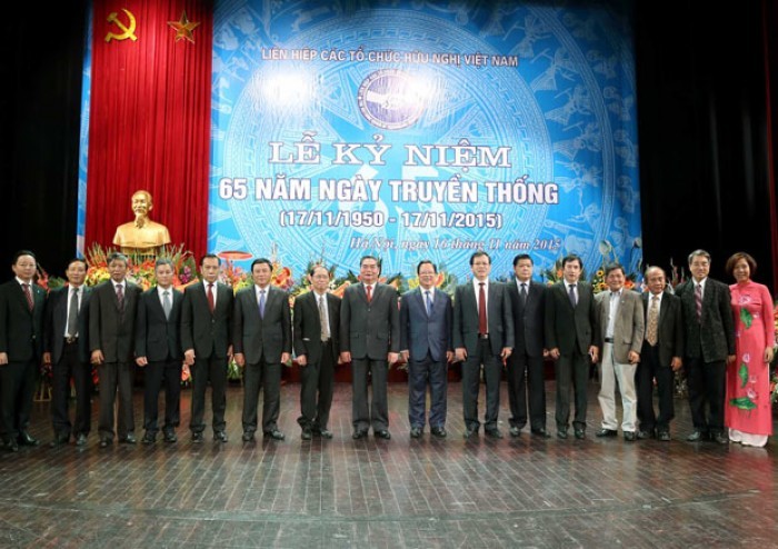 Союз обществ дружбы Вьетнама отмечает 65-летний юбилей - ảnh 1