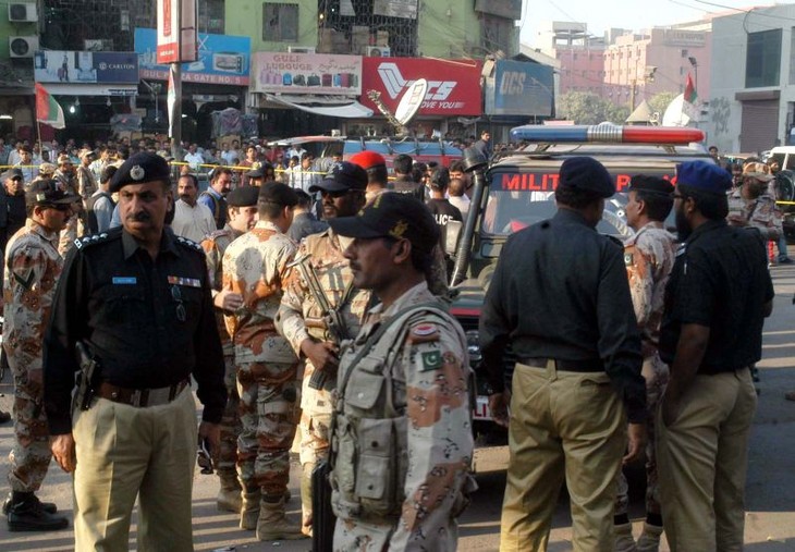 Более 70 человек погибли и пострадали при атаке на университет в Пакистане - ảnh 1