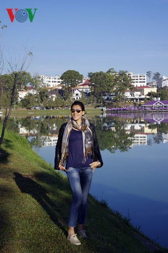 Поэтичное озеро Суан Хыонг в Далате - ảnh 8