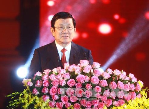 Президент Вьетнама принял участие в программе «Весна на Родине 2016: священный Ханой» - ảnh 2