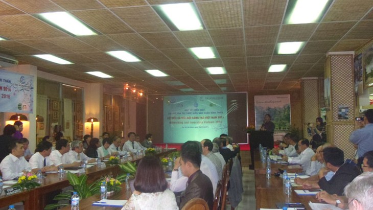 Новогодняя встреча вьетнамских интеллигентов, работающих за границей в сфере науки и технологий - ảnh 1