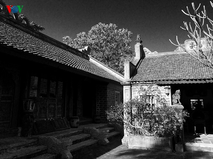 Вьетнамская резиденция «Тхань Чыонг» в черно-белых фотографиях - ảnh 4