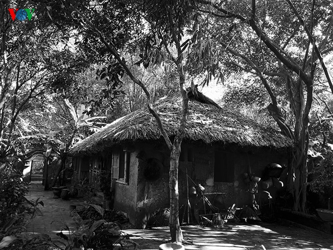 Вьетнамская резиденция «Тхань Чыонг» в черно-белых фотографиях - ảnh 6