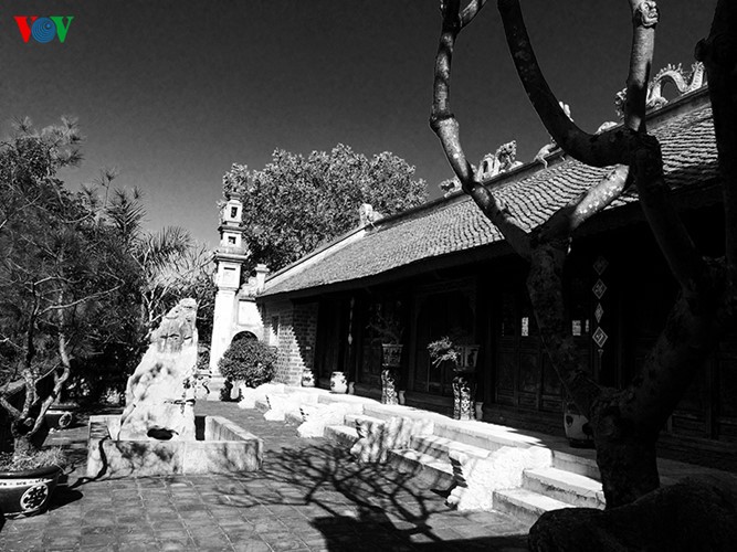Вьетнамская резиденция «Тхань Чыонг» в черно-белых фотографиях - ảnh 13