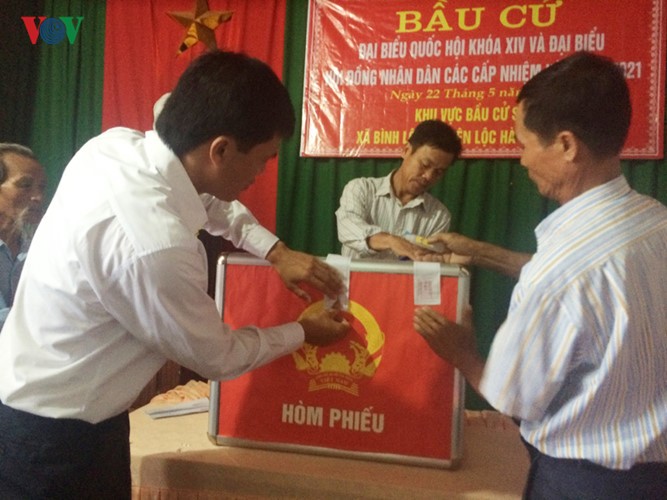 Всеобщие выборы во Вьетнаме - ảnh 6