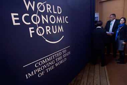 Чинь Динь Зунг начал участие в 25-м Всемирном экономическом форуме по АСЕАН - ảnh 1