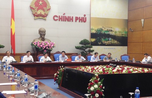 Вице-премьер Фам Бинь Минь председательствовал на заседании комитета по вопросам ОПР - ảnh 1