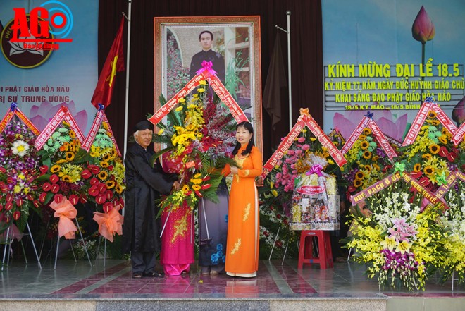Во Вьетнаме отмечается день основания Буддизма Хоахао - ảnh 1