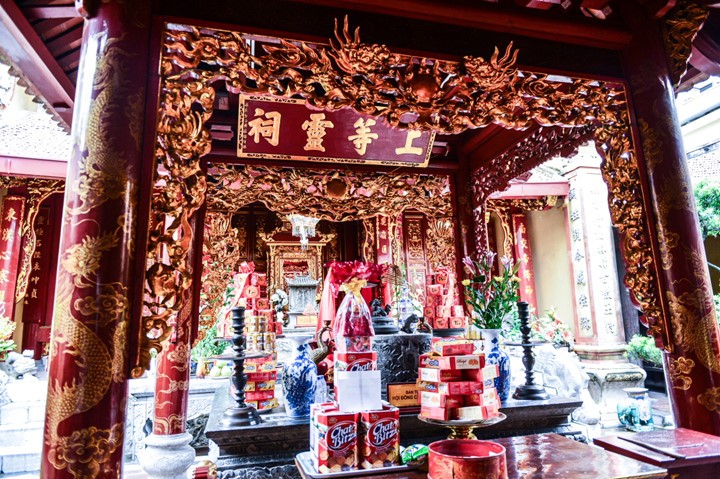 Посещение храма Нге, где поклоняются женщине-генералу Ле Тян - ảnh 4