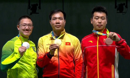 Вьетнам получил первую в истории золотую медаль на Олимпийских играх - ảnh 1