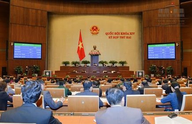 Парламент Вьетнама принял постановление о распределении госбюджета на 2017 год - ảnh 1