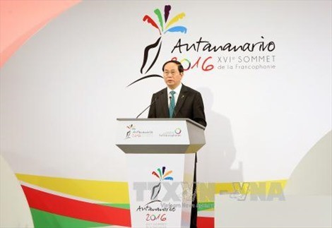 Деятельность президента Вьетнама на полях 16-го саммита Франкофонии - ảnh 1