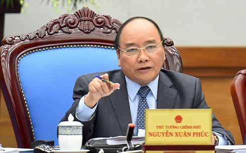 Премьер Вьетнама: Необходимо достигать роста ВВП страны в 7,1%-7,3% в декабре - ảnh 1