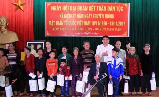Нгуен Тхи Ким Нган приняла участие в празднике всенародной солидарности в провинции Нгеан - ảnh 1