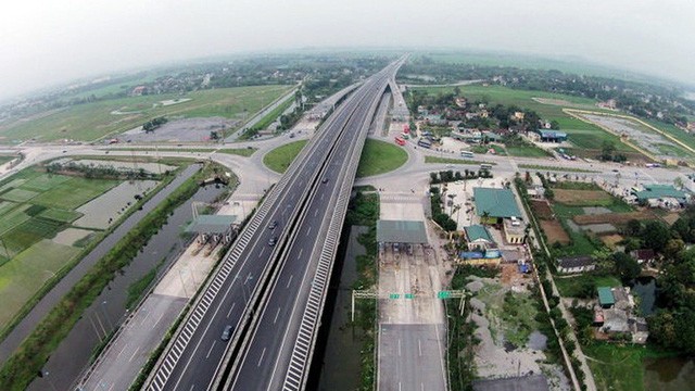 Парламент Вьетнама принял проект строительства скоростной автомагистрали «Север-Юг» - ảnh 1