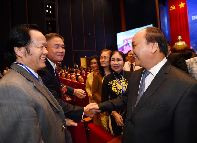 Правительство Вьетнама идёт в ногу с предприятиями: впечатляющие достижения - ảnh 1