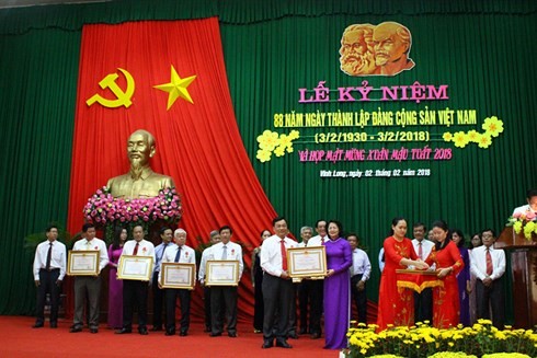 В провинции Виньлонг отмечается день образования Компартии Вьетнама - ảnh 1