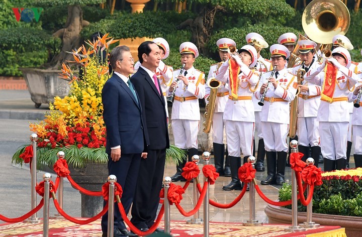 Вьетнам и Республика Корея договорились о дальнейшем углублении стратегического партнёрства - ảnh 1