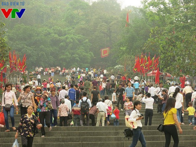 Во Вьетнаме начались мероприятия, посвященные Дню поминовения королей Хунгов - ảnh 1
