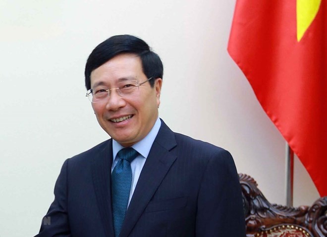 Вице-премьер Вьетнама Фам Бинь Минь посетил посольство Вьетнама в Греции - ảnh 1